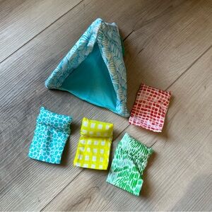 LOVEVERY tent and sleeping bags from the Free Spirit Play Kit